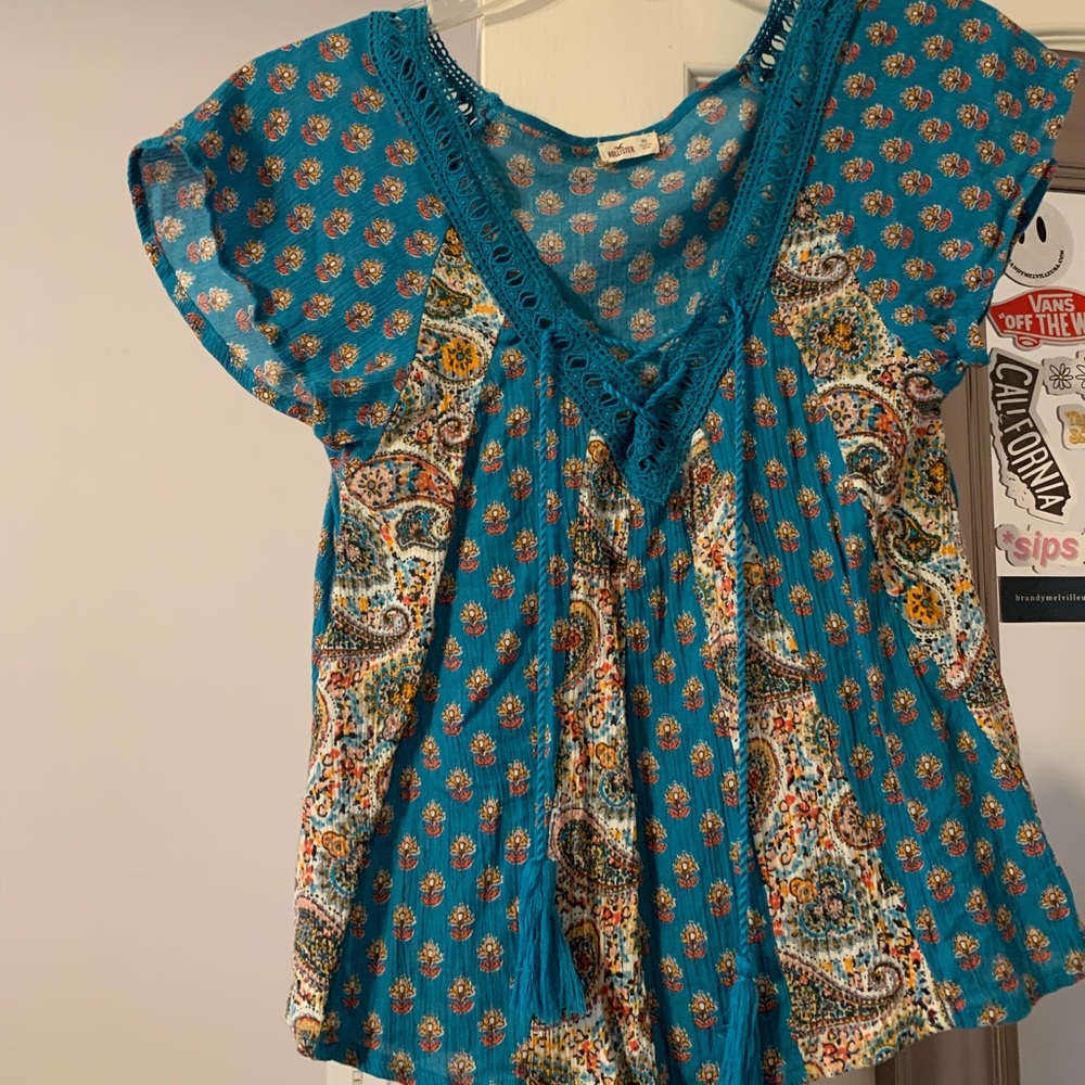 Hollister blouse